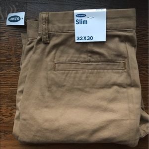 Old Navy Slim Khakis 32x30